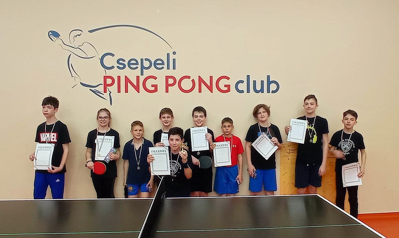 Csepeli pp 0422 4